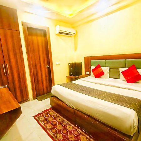 Glace Stay Inn Near Igi Airport New Delhi Exterior photo