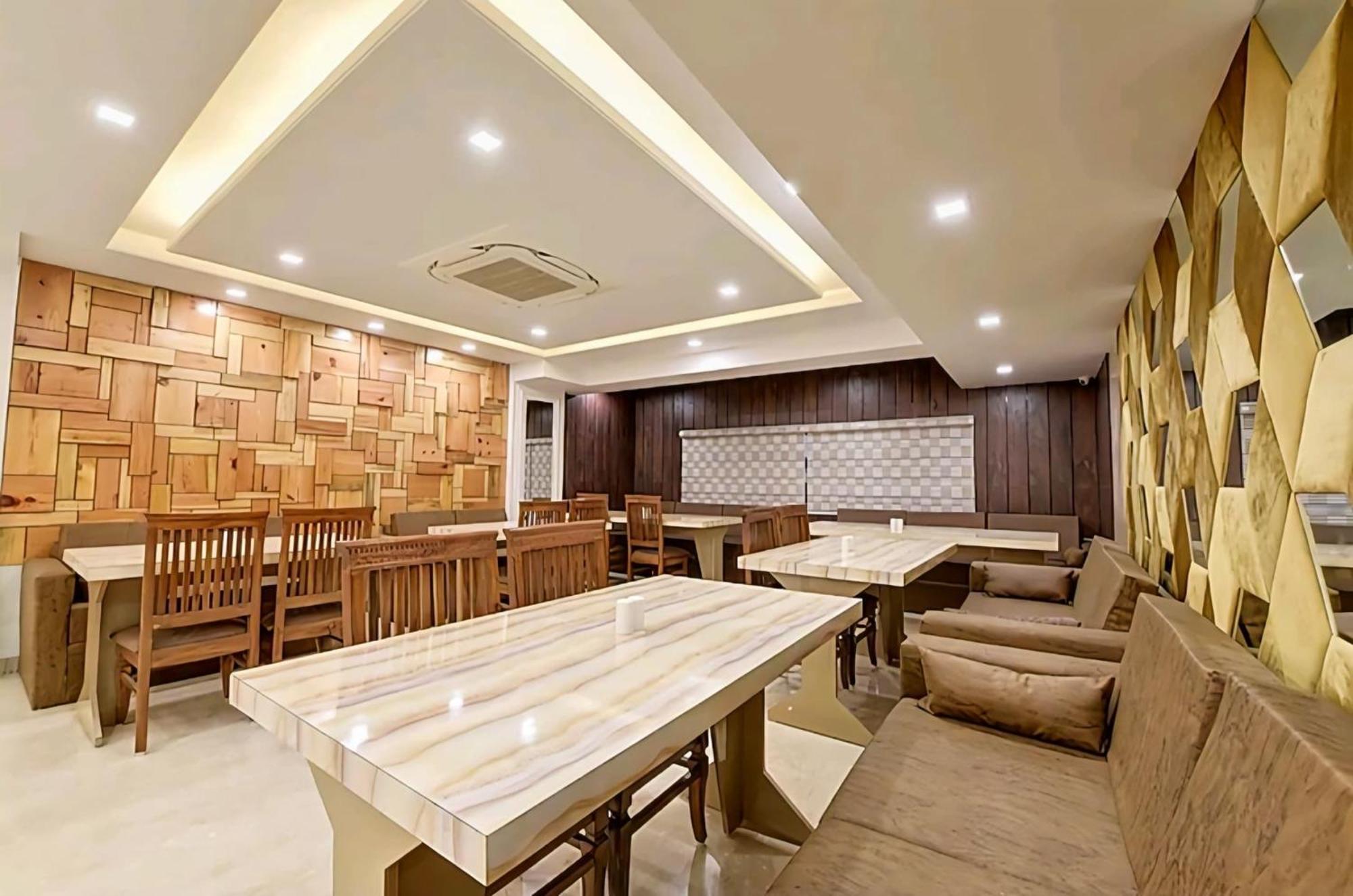 Glace Stay Inn Near Igi Airport New Delhi Exterior photo